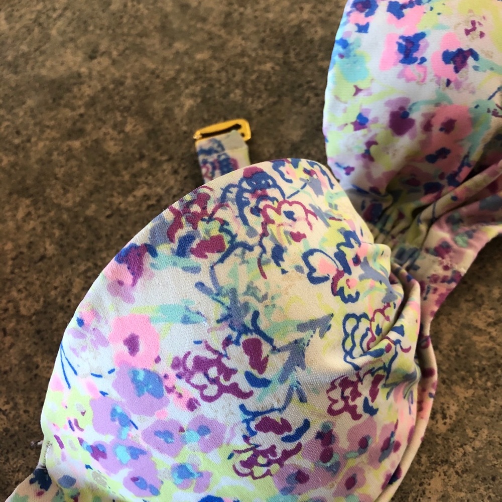 Victoria’s Secret Strapless Swimsuit Top